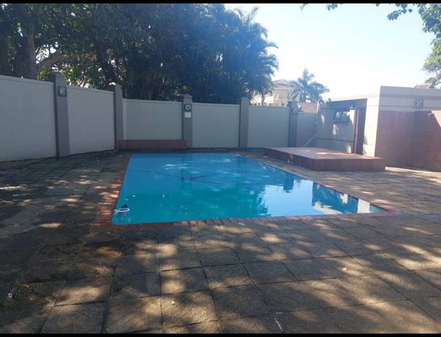 4 BEDROOM SECTIONAL TITLE FOR SALE IN SHELLY BEACH